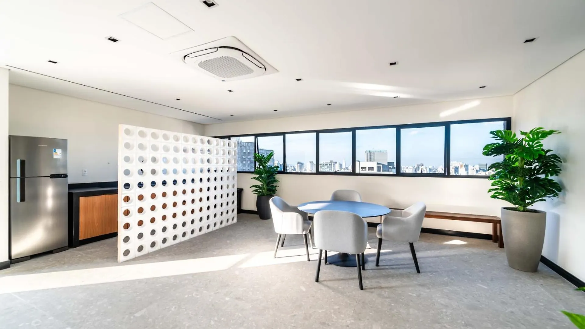 Studio Completo, Localizacao Incrivel, Paulista E Sirio Libanes São Paulo